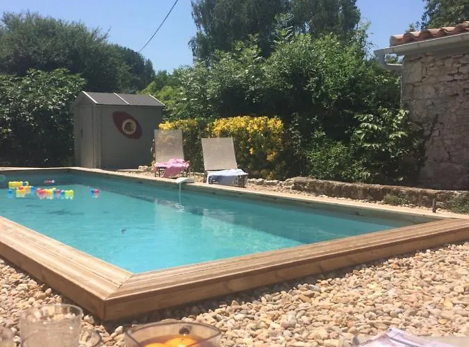 Les Galineaux Holiday home *