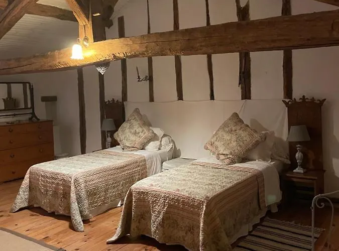 Les Galineaux Holiday home *